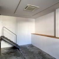 世田谷区大原の賃貸物件/ライティングレールがぐるっと設置されているので、どこの壁も照らしやすそう