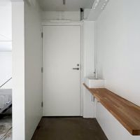 世田谷区大原の賃貸物件/トイレ前にもライティングレール