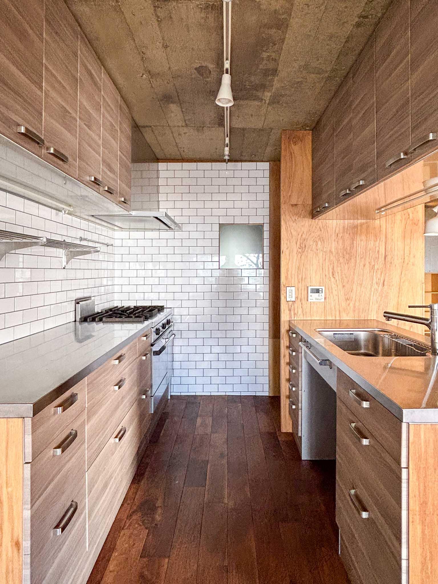 世田谷区池尻の売買物件/充実したキッチン