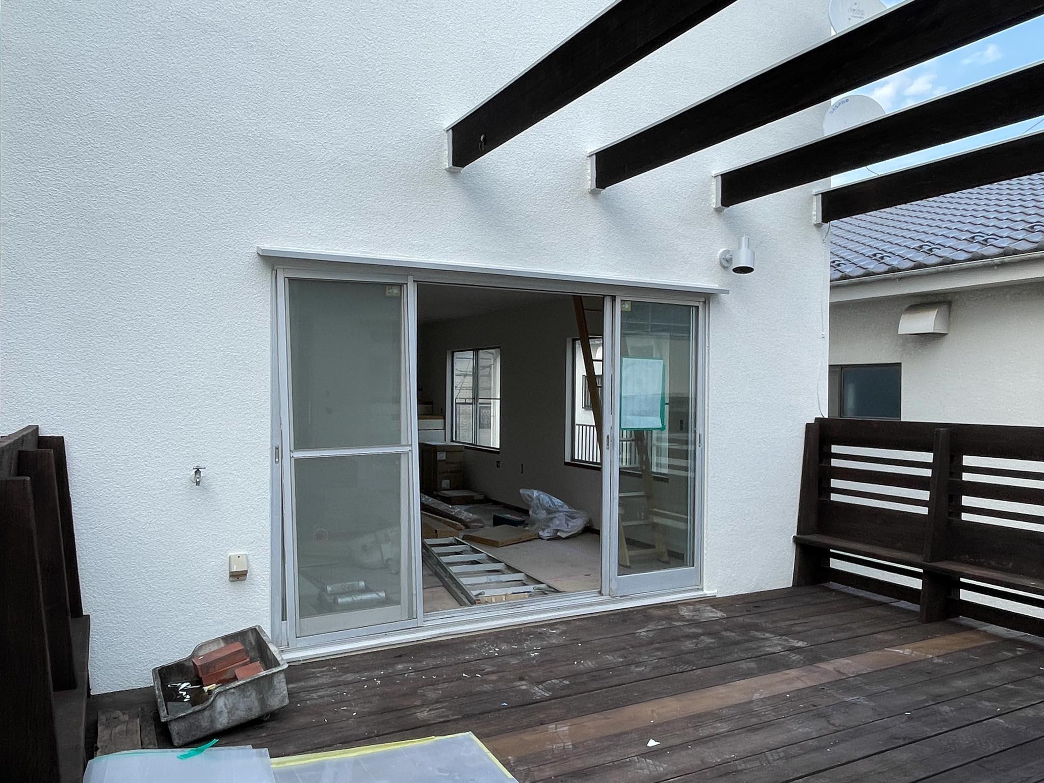 世田谷区桜上水の賃貸物件/2F：離れからリビングに向かって