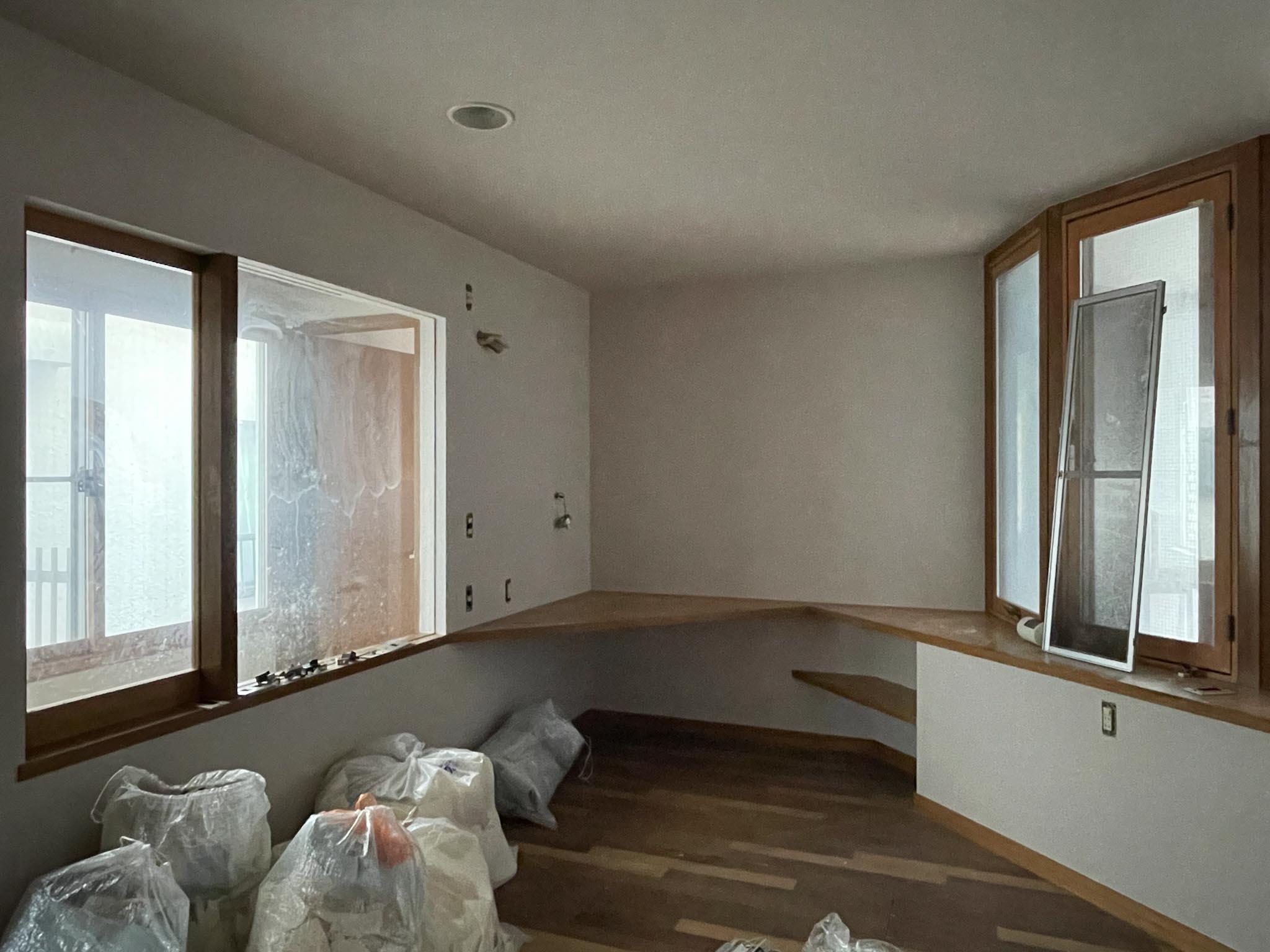 世田谷区桜上水の賃貸物件/1F、真ん中の洋室：この部屋からもテラスが見えます