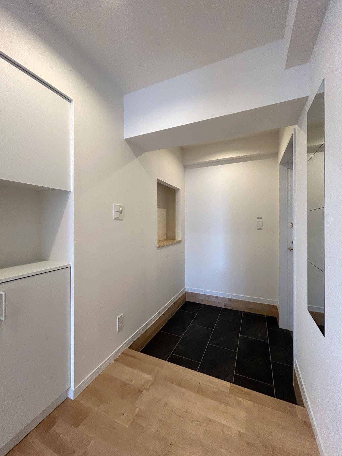 中野区野方の賃貸物件/玄関も廊下もゆったり広め