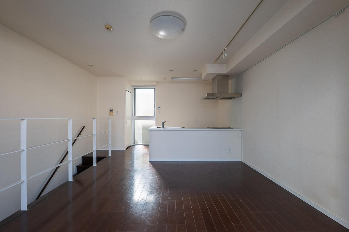 中野区沼袋の賃貸物件/テラスから見たリビング