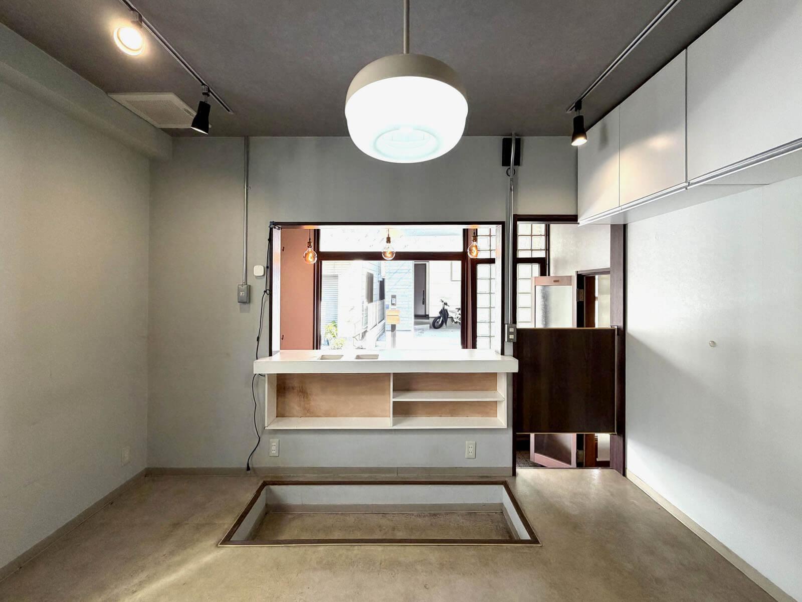 横浜市神奈川区六角橋の賃貸物件/店内から