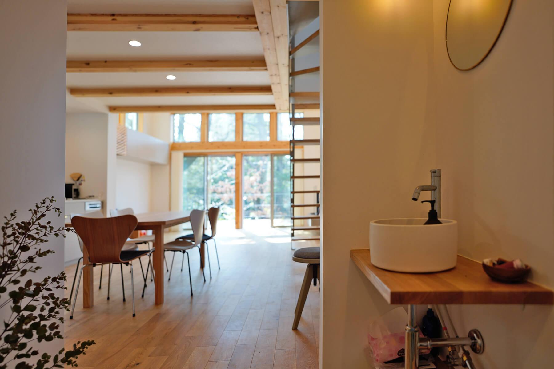 杉並区善福寺の賃貸物件/玄関に小さな手洗いがあるのは2024年末築ならではのポイントかと