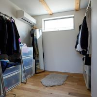 杉並区善福寺の賃貸物件/約3.8畳の個室。もう一つの部屋はファミリークローゼット