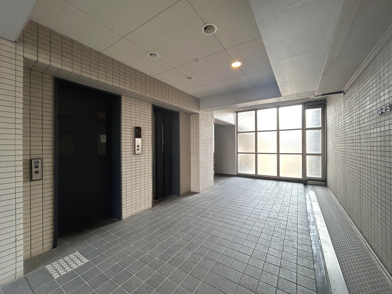 港区白金の賃貸物件/エレベーターホール
