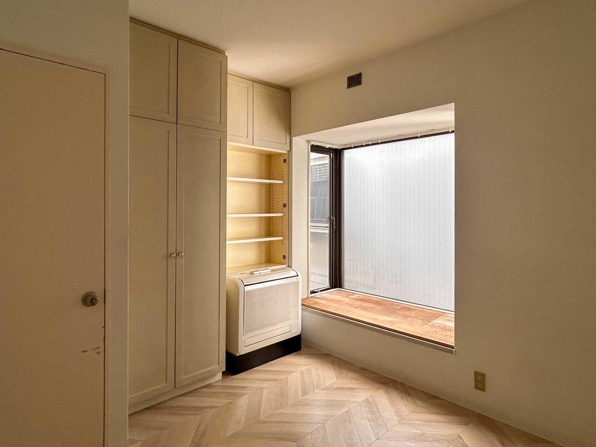 渋谷区上原の賃貸物件/リビングの反対側に、ふたつ洋室があります