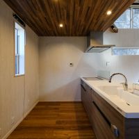 新宿区荒木町の売買物件/広めのキッチン。食器棚はお好きな物をご用意ください