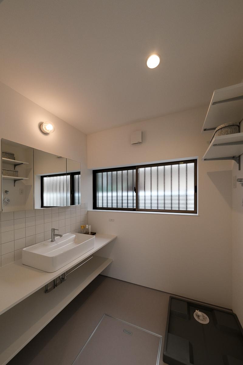 中野区南台の売買物件/洗面所