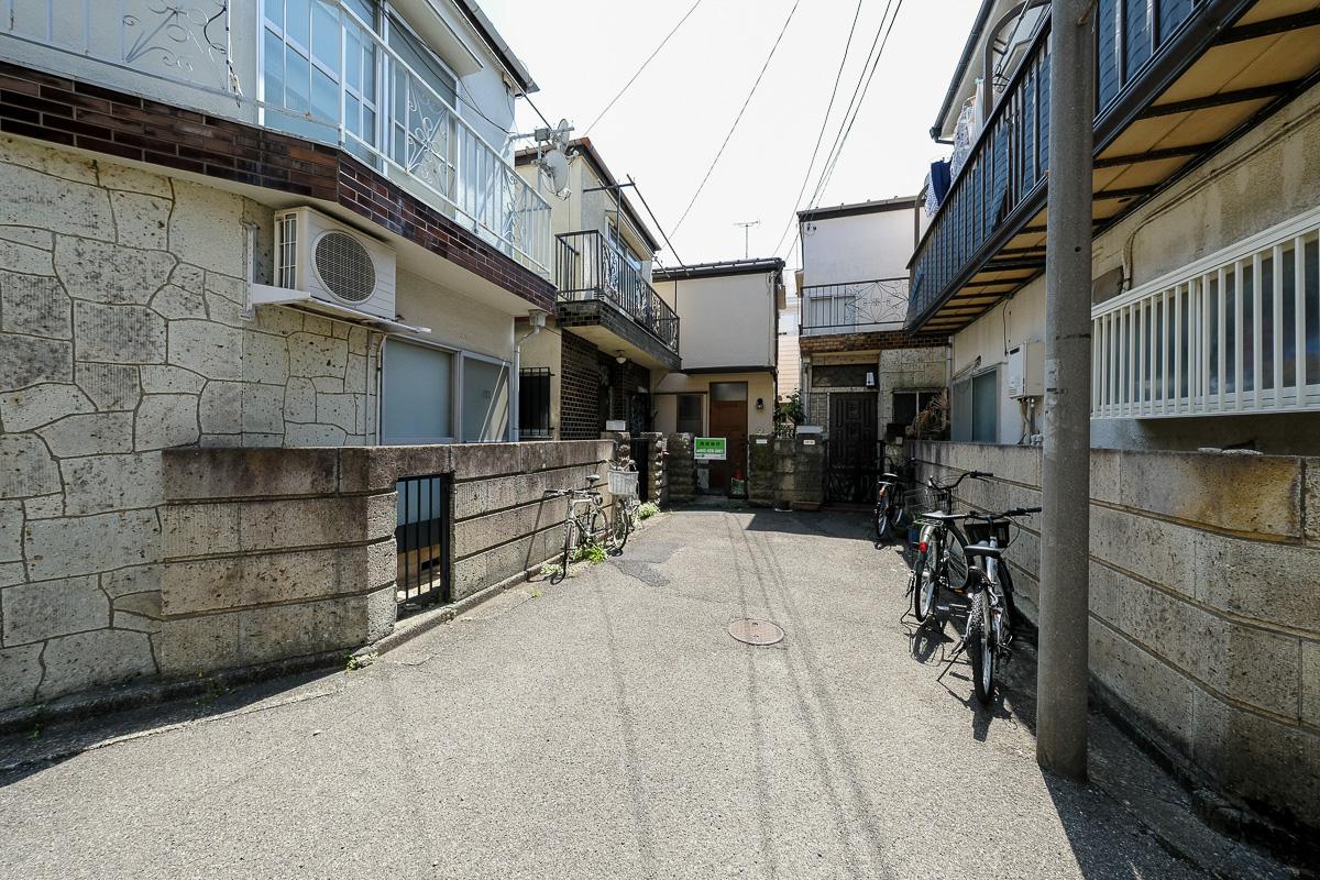 中野区南台の売買物件/私道のつきあたりにある戸建て