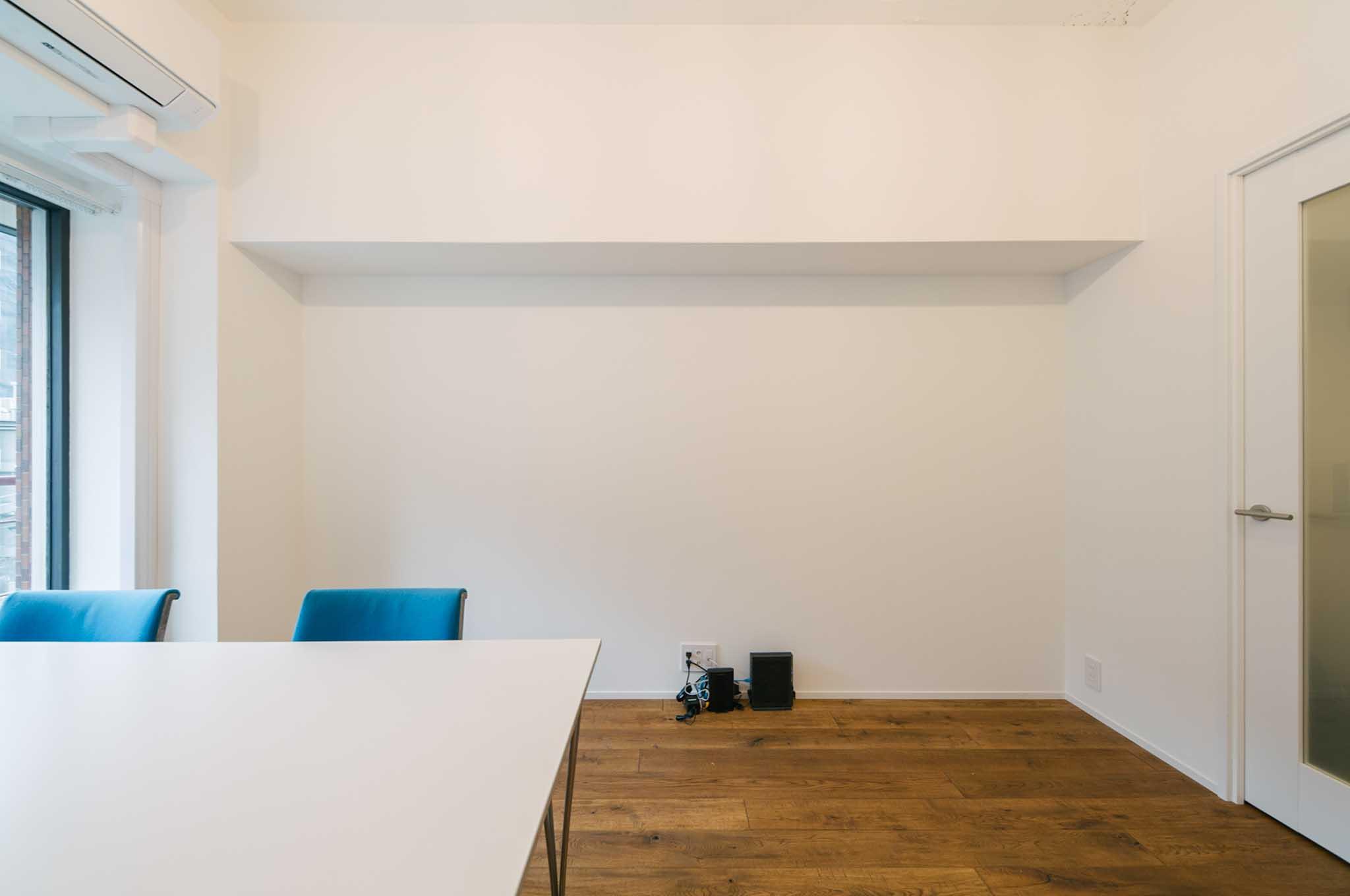 品川区西五反田の賃貸物件/ちょっとへこんだスペースに、棚を収めたい