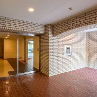 新宿区中落合の賃貸物件/エントランス。オートロック付き