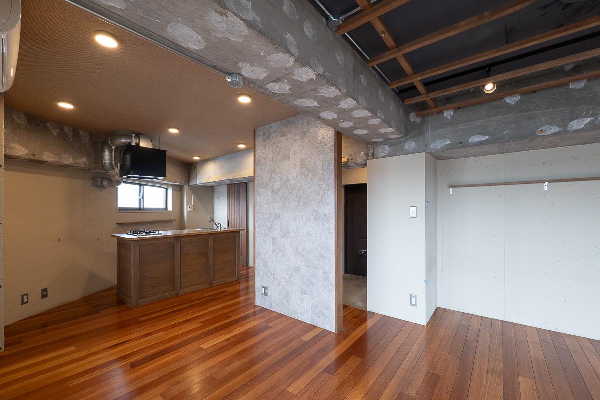 練馬区下石神井の賃貸物件/造作のアイランドキッチンは使いやすい配置