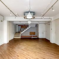 中央区日本橋小舟町の賃貸物件/3階：空調や照明が揃っているため、すぐにでも使い始められます