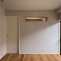 横浜市港北区菊名の賃貸物件/洋室はダブルベッドを置いても小さめのサイドテーブルやデスクが置ける