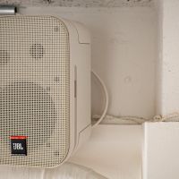 千代田区神田三崎町の賃貸物件/JBLのBluetoothスピーカー