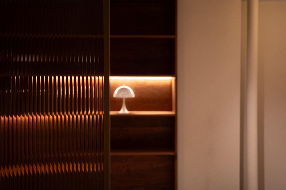 千代田区神田小川町の賃貸物件/半透明のガラスパーテーション