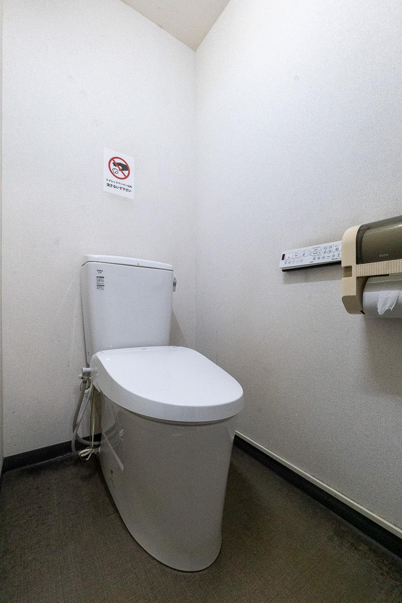 千代田区神田小川町の賃貸物件/共用トイレ