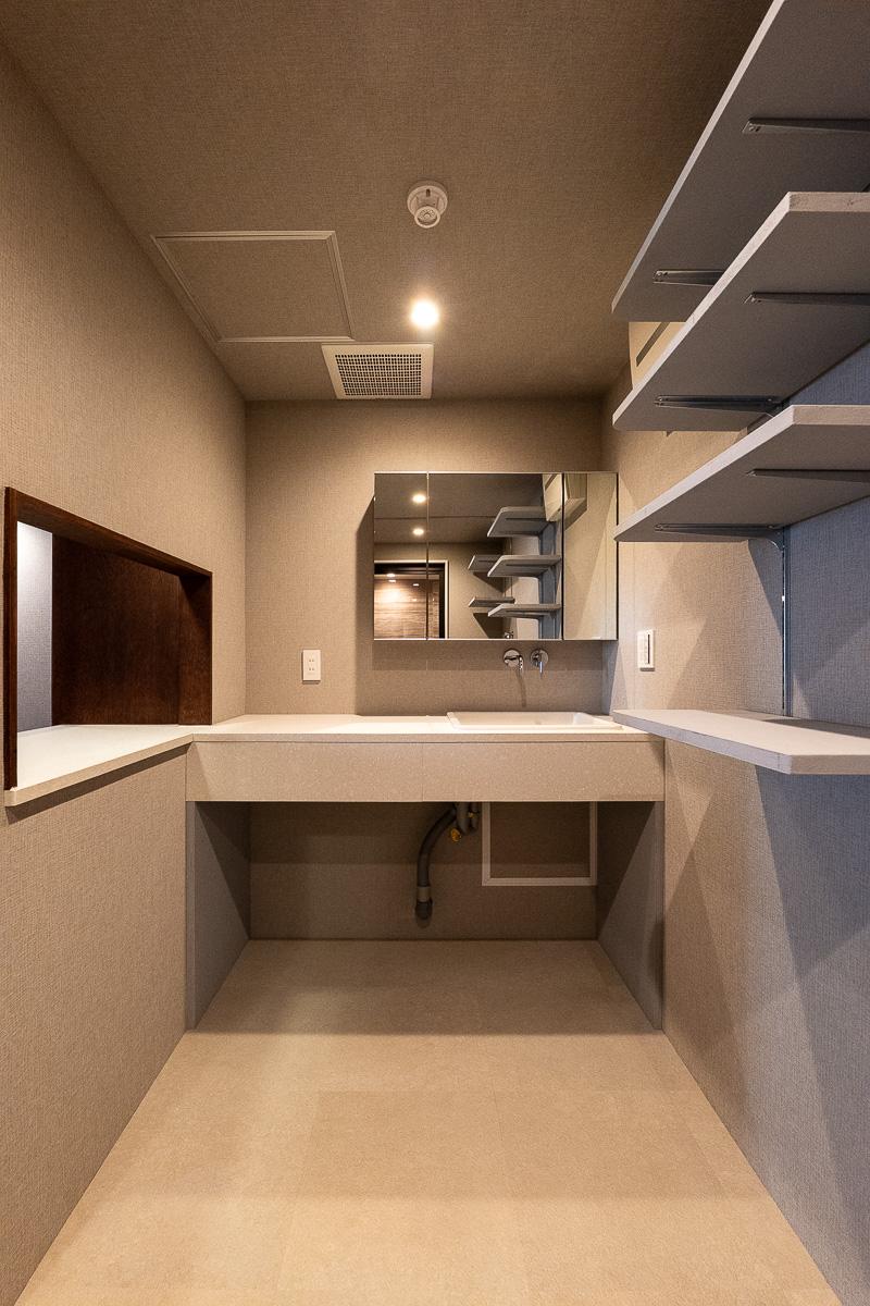 千代田区神田小川町の賃貸物件/洗面台はゆとりがあります