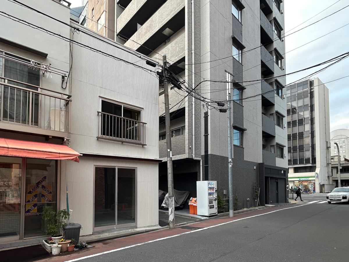 台東区東上野の賃貸物件/外観別角度から