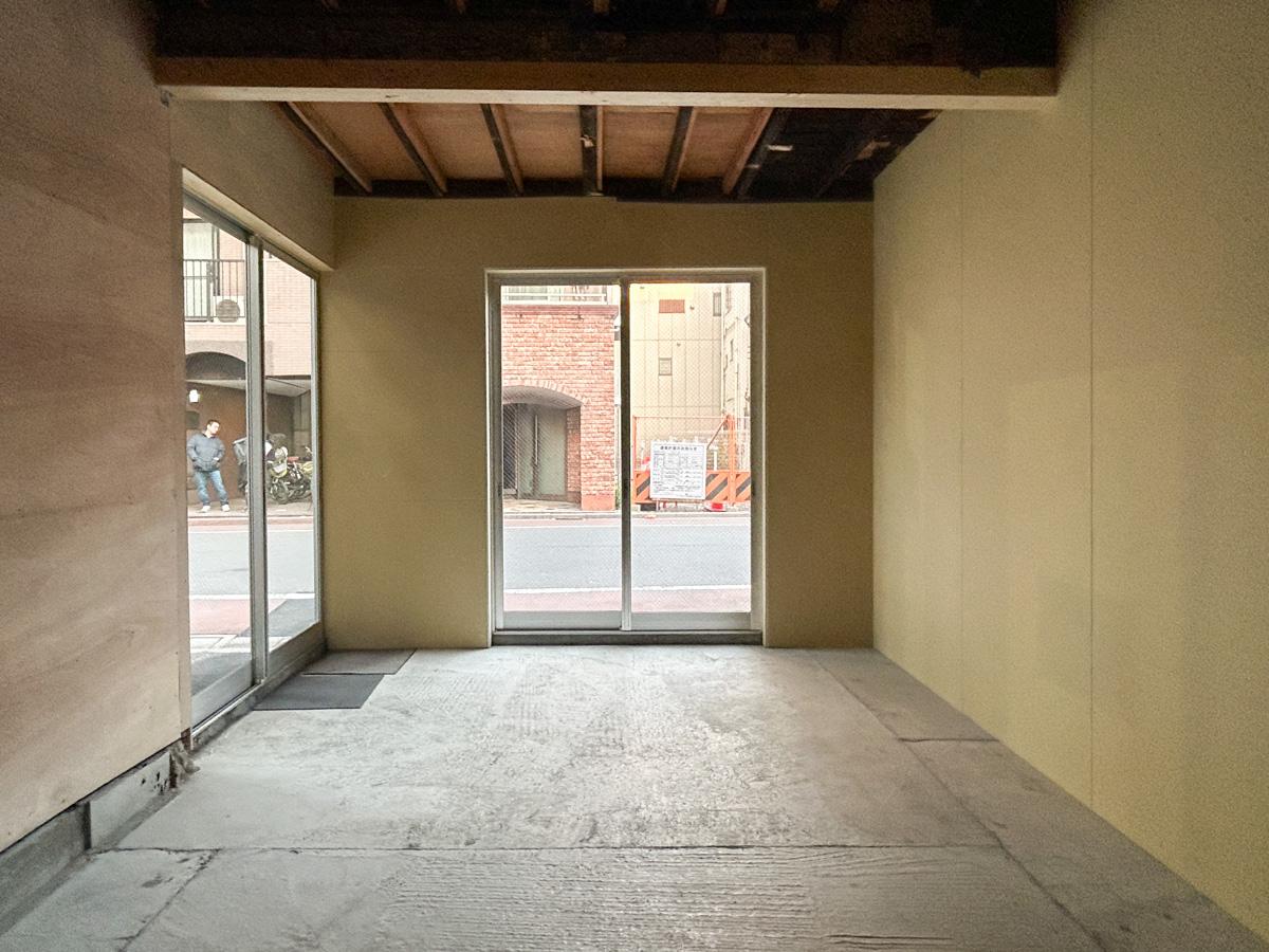台東区東上野の賃貸物件/１階。室内全体はスケルトンのため、イチから内装を考えていく形になります
