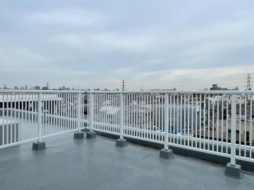 杉並区永福の賃貸物件/大きな出窓と街を見渡す屋上