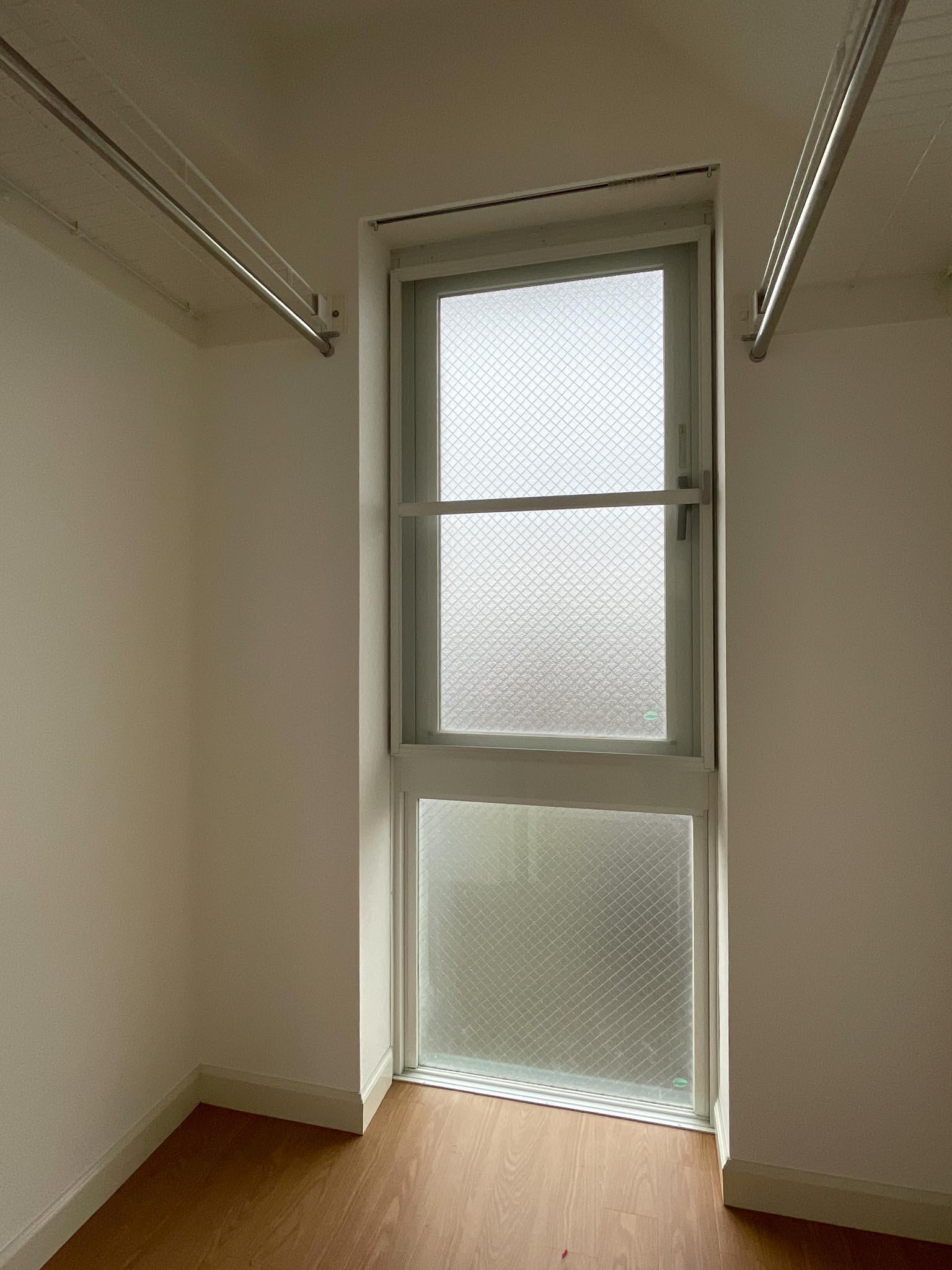 杉並区永福の賃貸物件/下階：嬉しいウォークインクローゼット。見せたくないものはここに全部しまっちゃいましょう