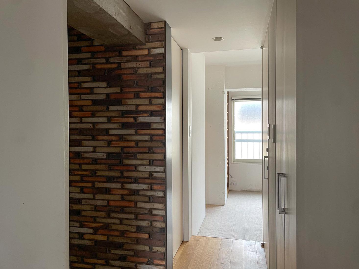 板橋区双葉町の売買物件/廊下から寝室へ