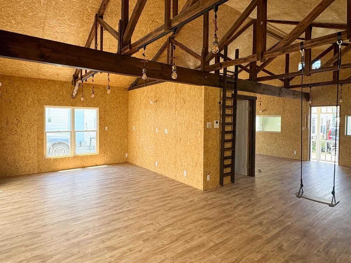 埼玉県入間市東町の賃貸物件/今回の募集のためにかなり手を入れていて、床壁は完全に入れ替わっている　なんと床暖房付き！