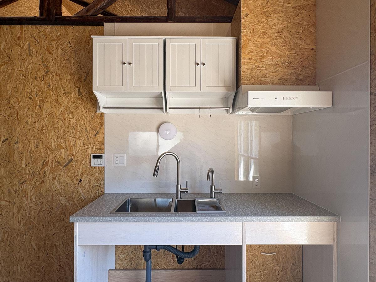 埼玉県入間市東町の賃貸物件/キッチン　コンロはIHコンロを持ち込む必要がある（キッチン用のガス栓はない）