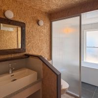 埼玉県入間市東町の賃貸物件/水回りはダイニングとリビングの間にある