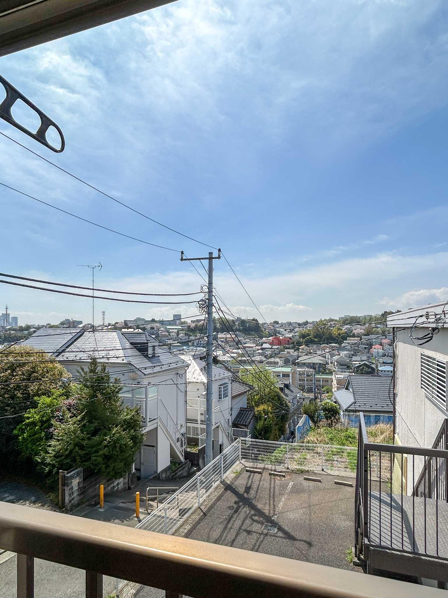横浜市神奈川区三ツ沢上町の賃貸物件/B棟201：景色もしっかり抜けています
