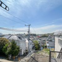 横浜市神奈川区三ツ沢上町の賃貸物件/B棟201：景色もしっかり抜けています