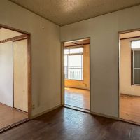 横浜市神奈川区三ツ沢上町の賃貸物件/B棟201：扉と窓をあければ、爽やかな空気が部屋中をめぐります