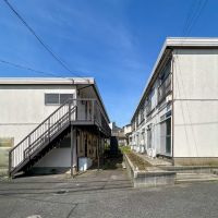 横浜市神奈川区三ツ沢上町の賃貸物件/左がA棟、右がB棟