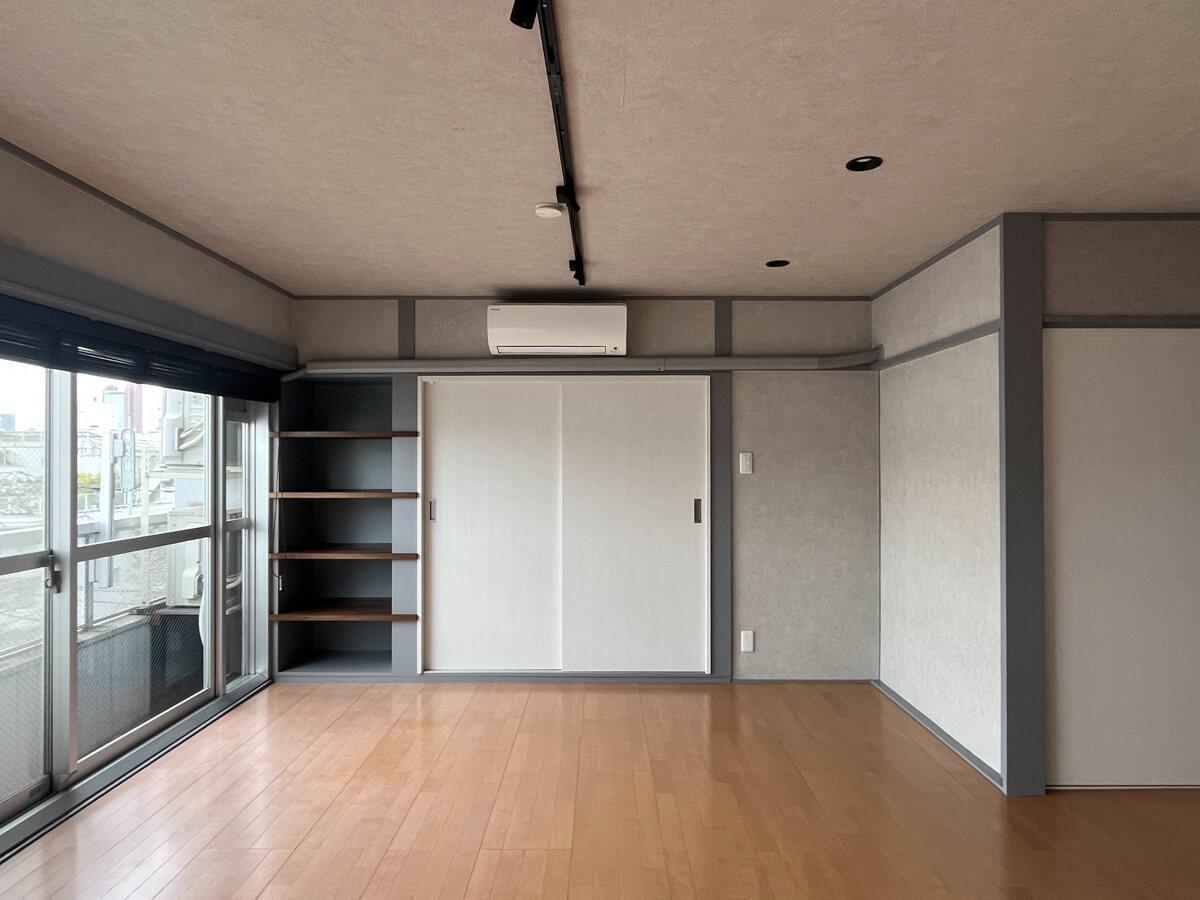 世田谷区池尻の賃貸物件/大きな窓から入り込む光が気持ち良い