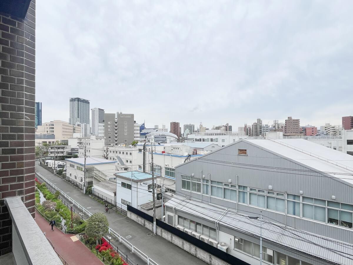 世田谷区池尻の賃貸物件/窓から顔を出してみればこの通り