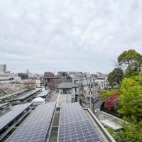 世田谷区池尻の賃貸物件/小さい部屋の眺めも良い（すりガラス窓の西側の眺め）