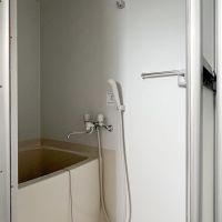 世田谷区池尻の賃貸物件/お風呂はシャワールーム程度の広さ