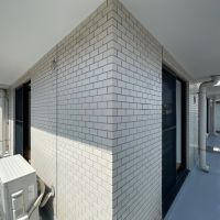 台東区浅草の賃貸物件/角部屋ということでベランダはL字