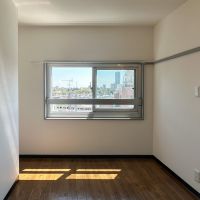  目黒区中町の賃貸物件/801号室:一つ一つの窓からの景色が印象的