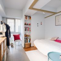 港区南麻布の売買物件/玄関側の洋室