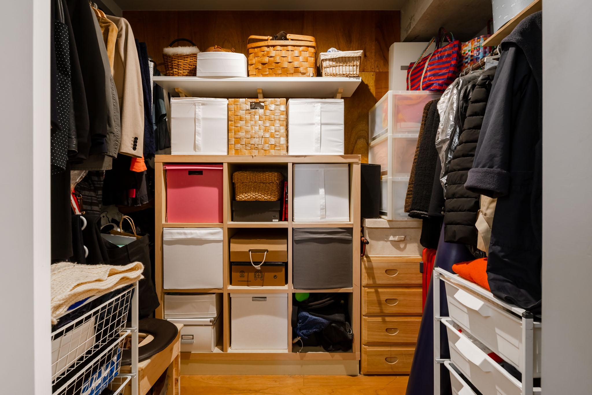 港区南麻布の売買物件/ウォークインクローゼット