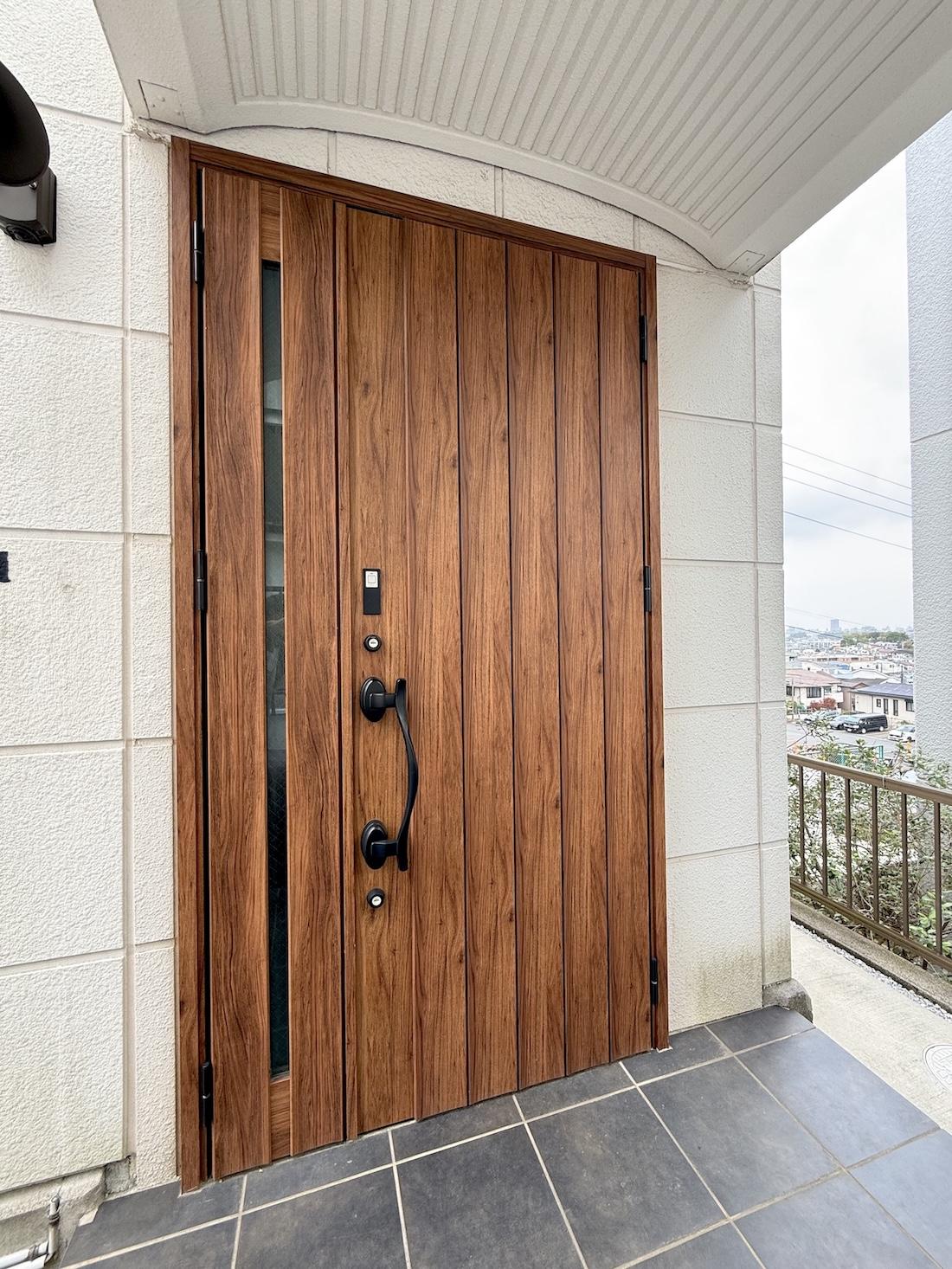 横浜市港南区大久保3丁目の売買物件/玄関扉は非接触キー付きです