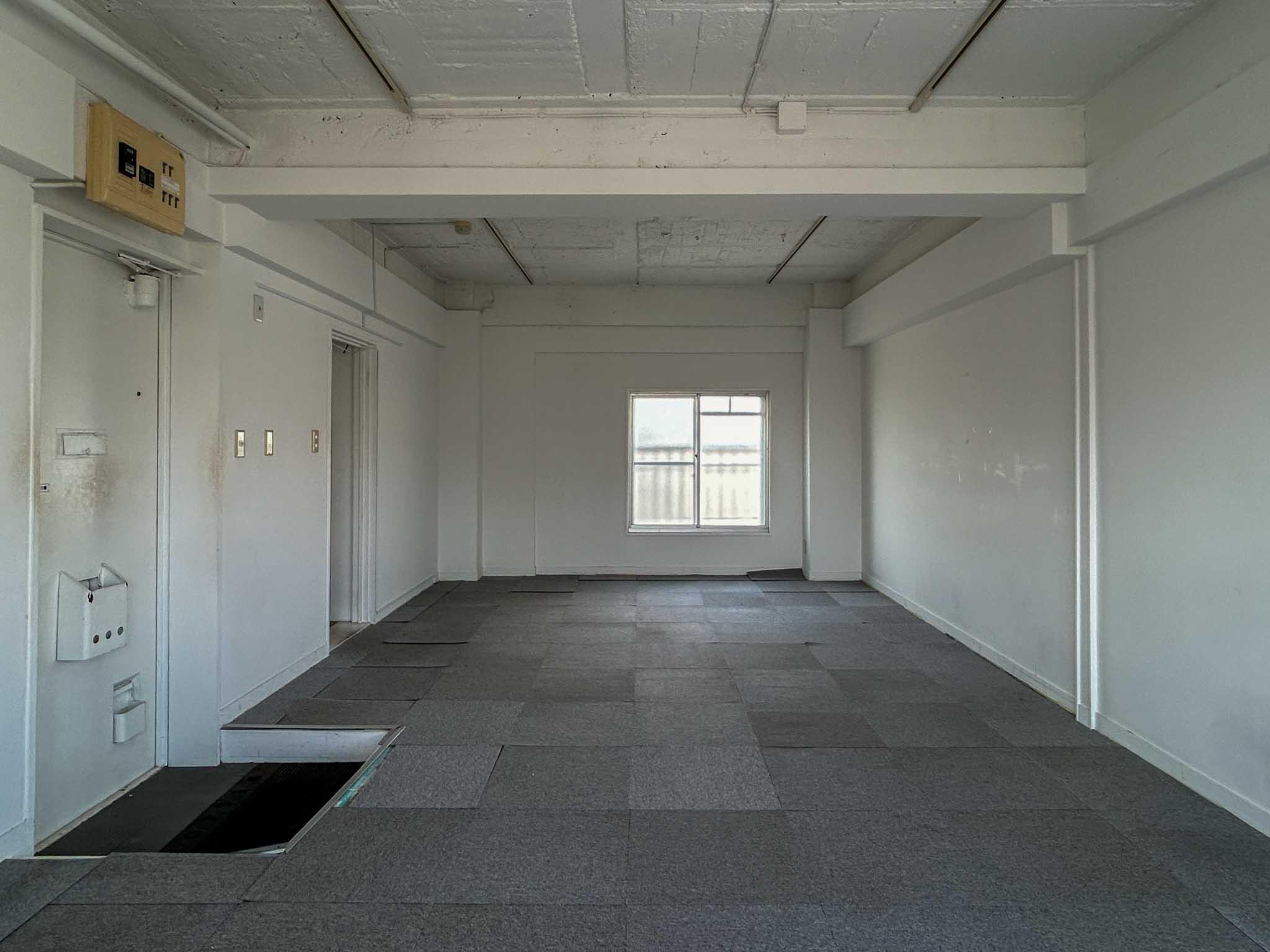 渋谷区上原の賃貸物件/三面採光で、窓を開ければ風がよく抜けます