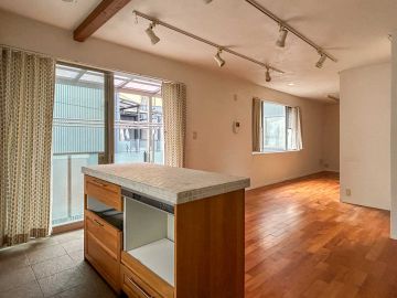 世田谷区用賀の賃貸物件/おためしツートン戸建