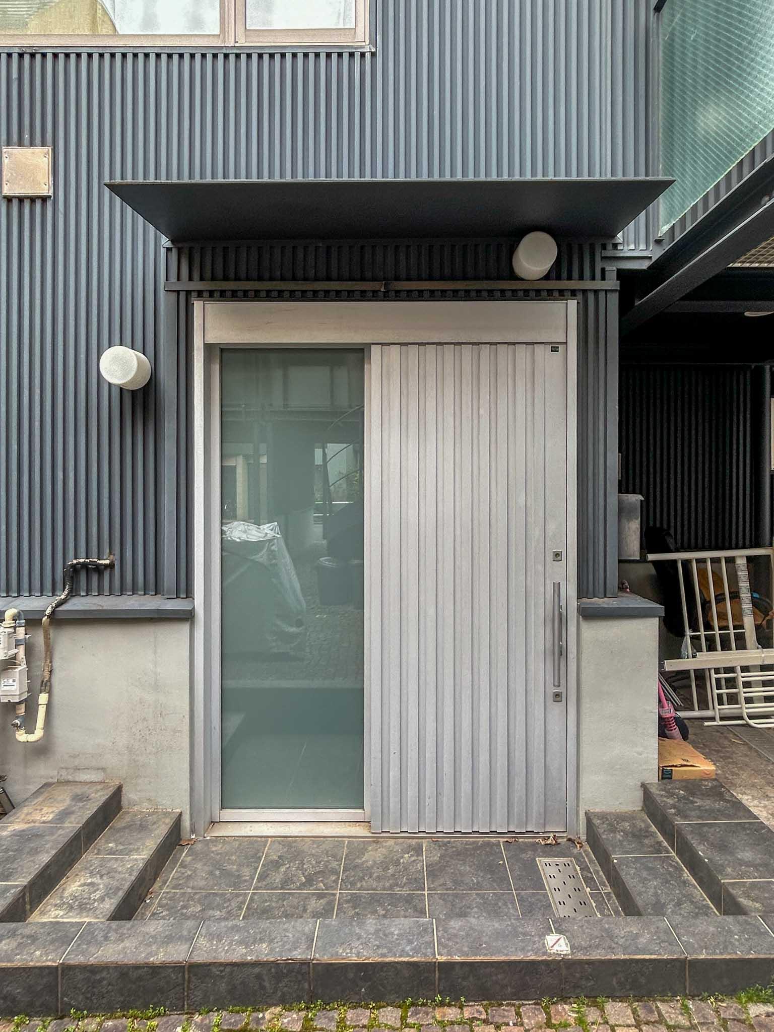 世田谷区用賀の賃貸物件/玄関先