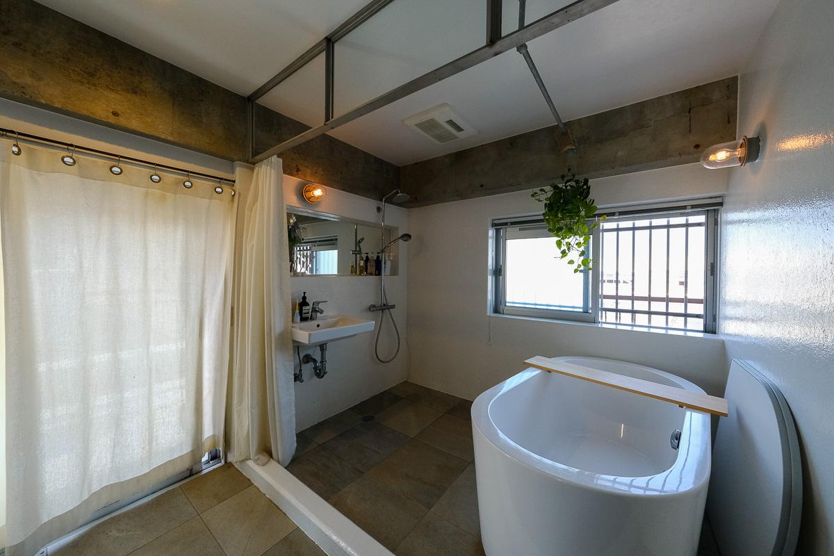 世田谷区玉堤の売買物件/ゆったり気持ちよく入浴できそうな浴室