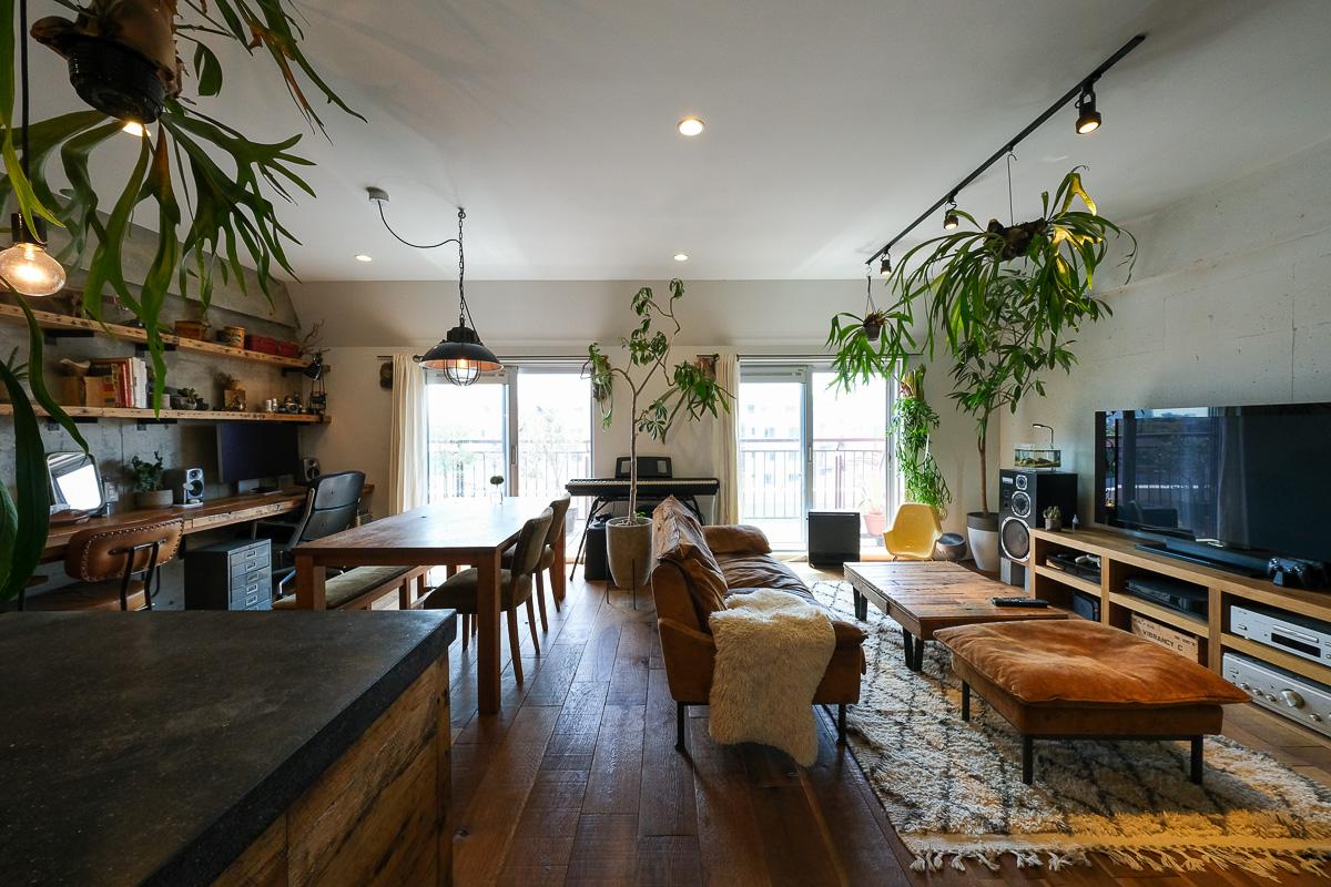 世田谷区玉堤の売買物件/幅広で木の表情が豊かな無垢フローリング